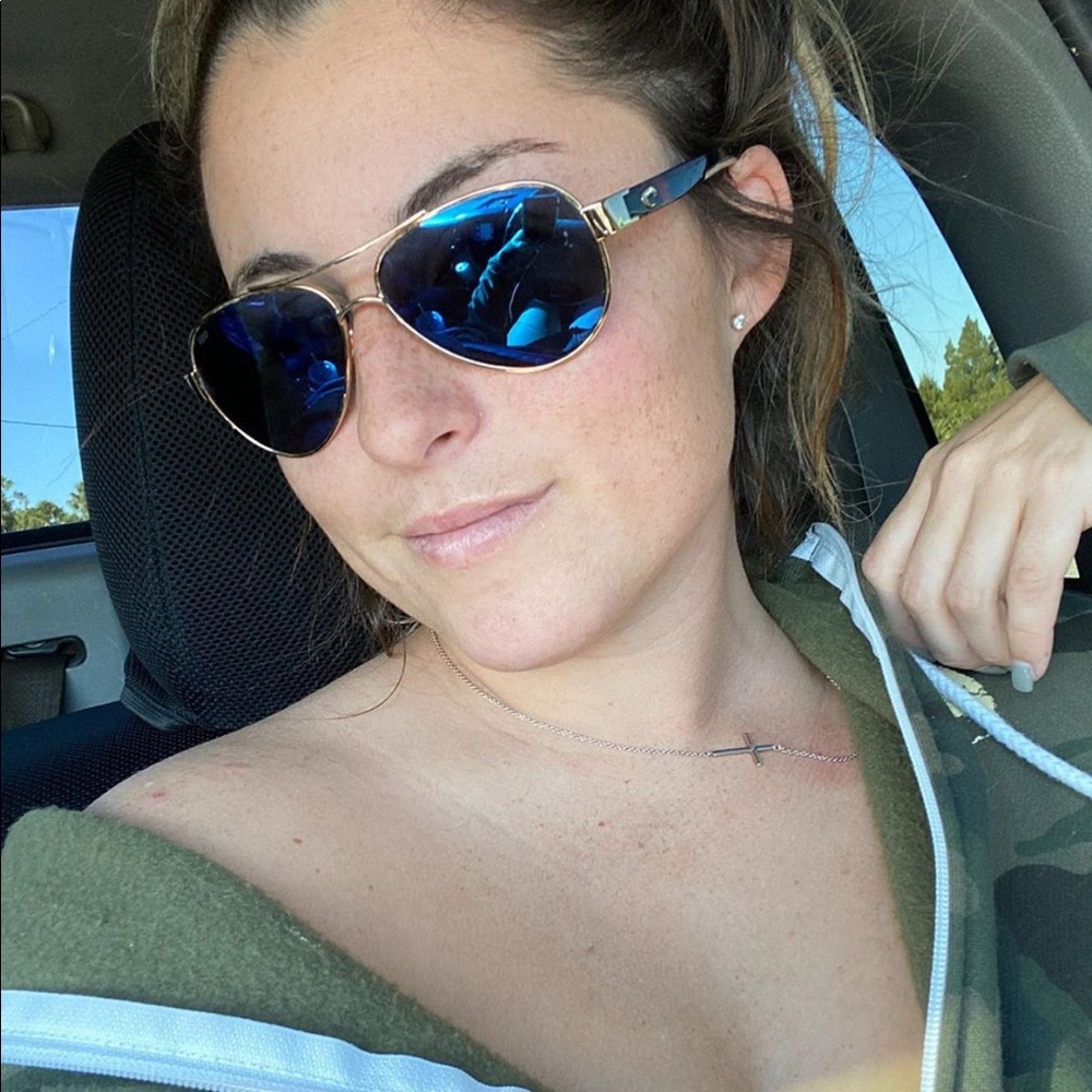 Meet your Posher, Chelsea